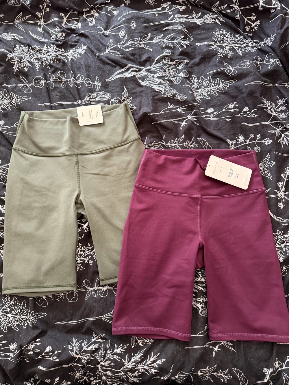 Fabletics High-Waisted Bike Shorts - Olive Green & Plum
